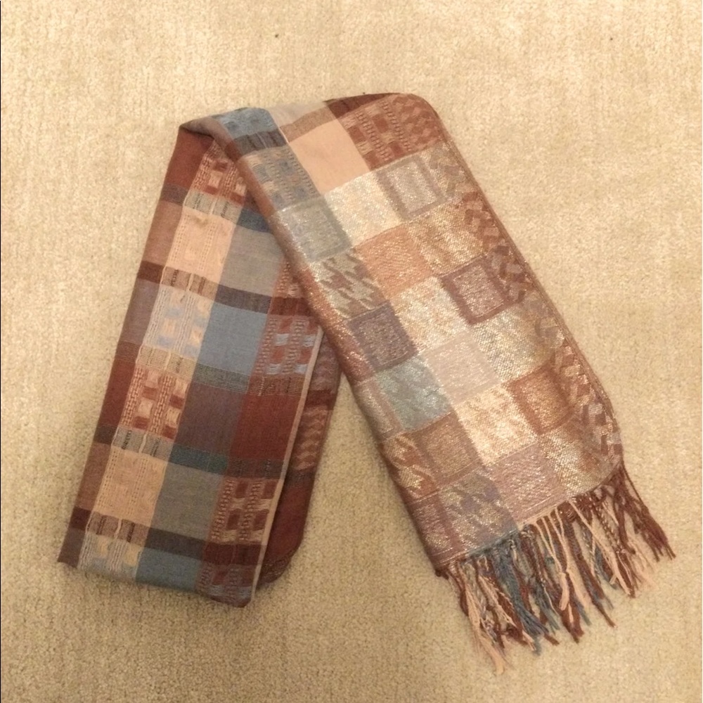 Scarf/ Shawl
